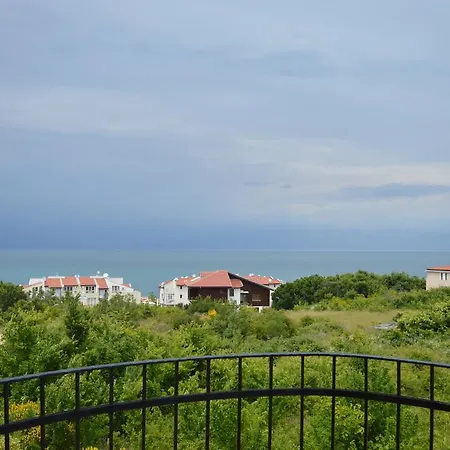 Green Hills Apart Sozopol